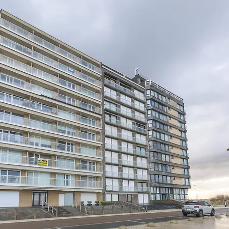 Apartment Spacious On 4th Floor Middelkerke