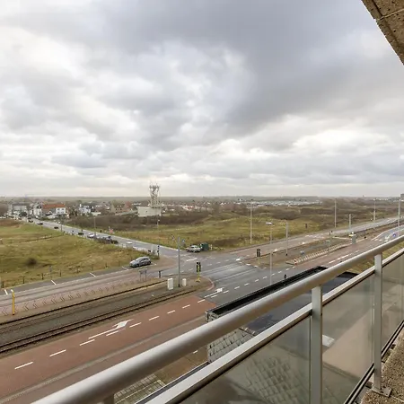 Апартаменты Spacious On 4th Floor Миделкерк